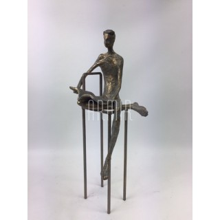 Figurka ceramiczna